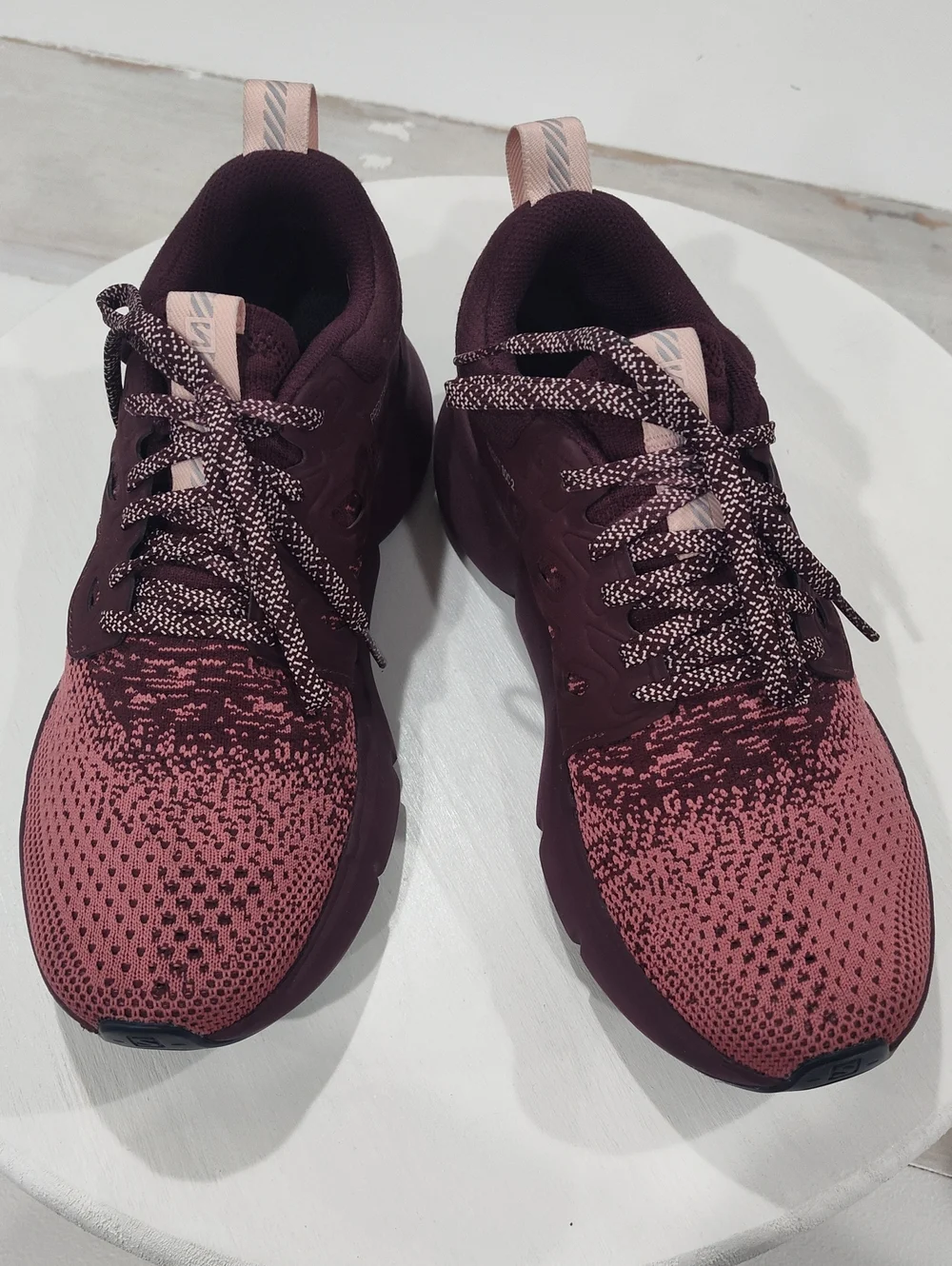 Salomon Predict SOC 2  Burgundy/Plum Knit Athletic Sneakers Size 8.5